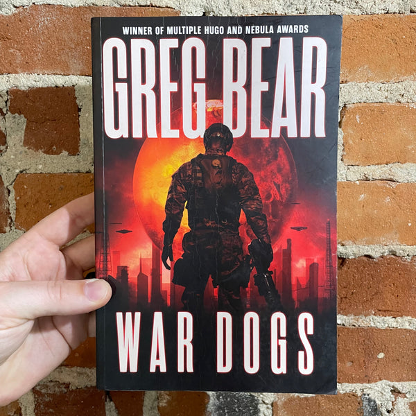 War Dogs - Greg Bear - Paperback