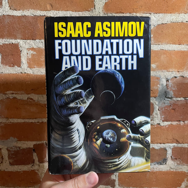 Foundation and Earth - Isaac Asimov - 1986 Doubleday Hardback