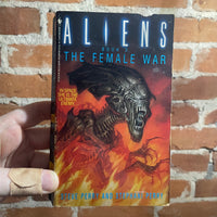 Aliens: The Female War - Steve Perry and Stephani Perry - 1993 Bantam Books Reading Copy Paperback